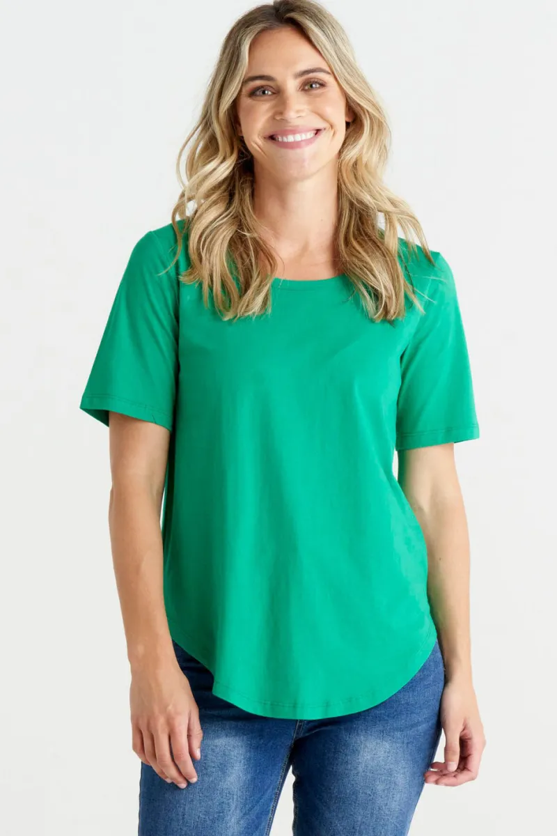 ariana_tee_1.webp Betty basics Ariana Tee^ Tops