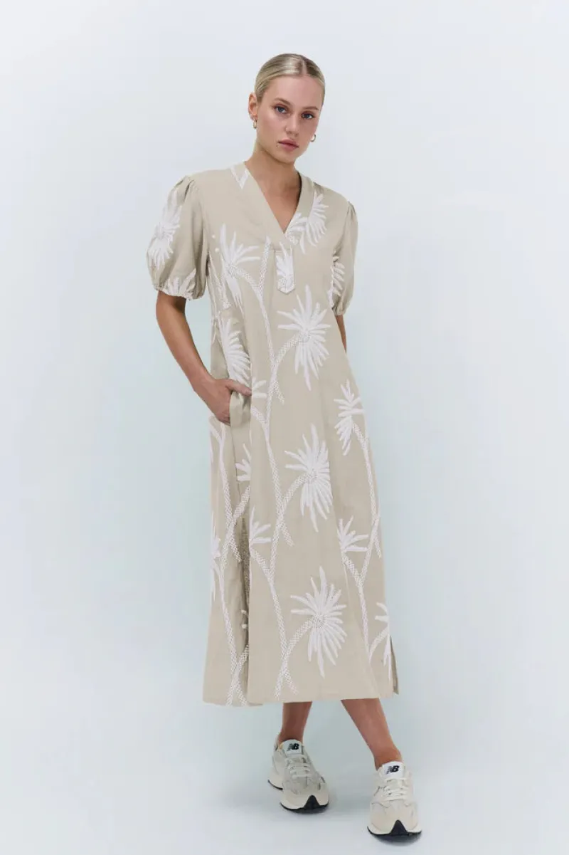 courtney_dress_1-1.webp Kireina Courtney Dress^ Dresses