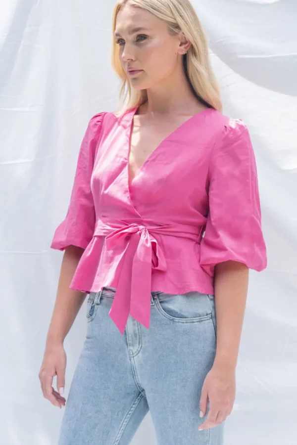 Zeinert & Co Cross Front Bubble Sleeve Top^ Tops