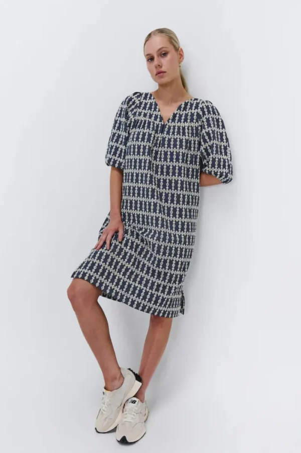 Kireina Hailey Dress^ Dresses