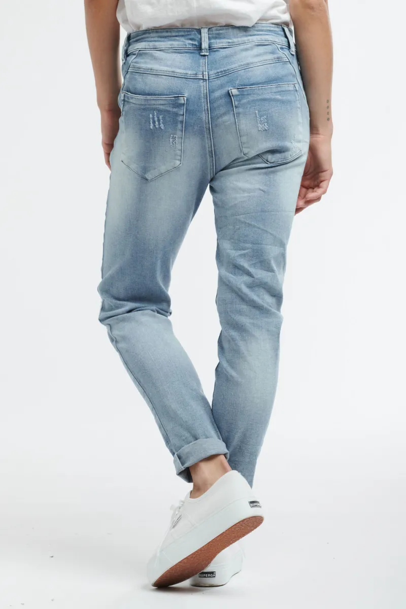paisley_patch_jean_1.webp Italian Star Paisley Patch Jean^ Jeans