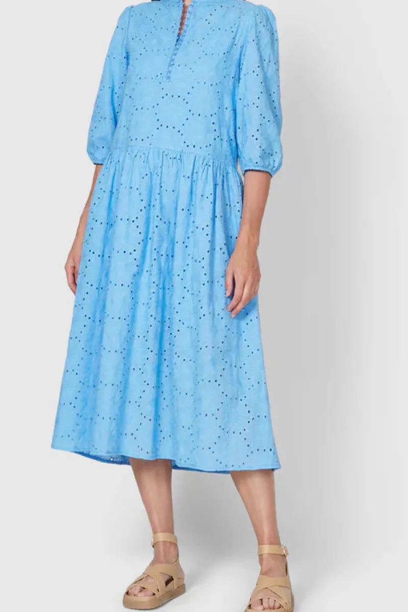 paris_lace_dress_0.webp Walnut Paris Lace Dress^ Dresses
