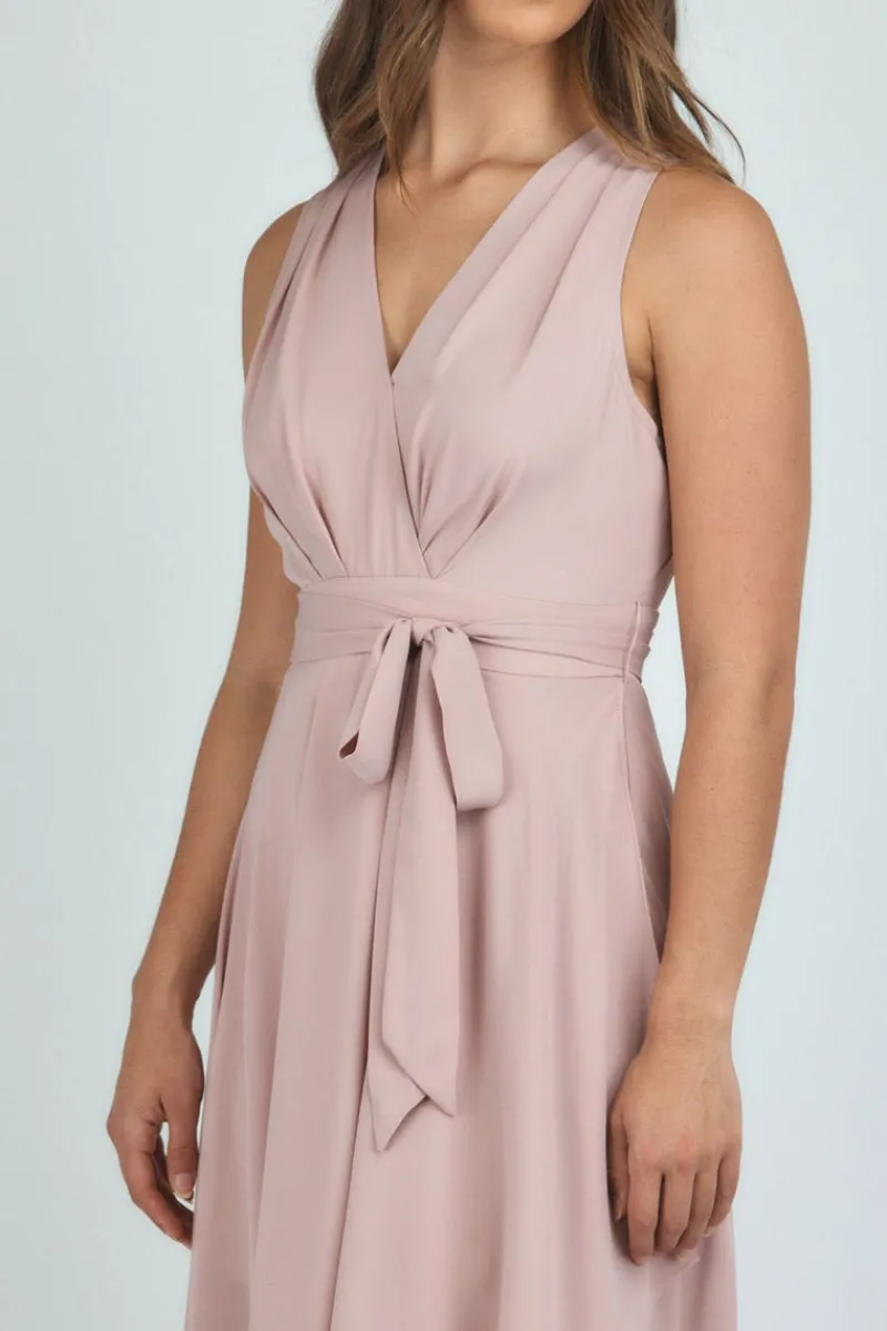pleated_front_detail_midi_1.webp Zeinert & Co Pleated Front Detail Midi Dress^ Dresses