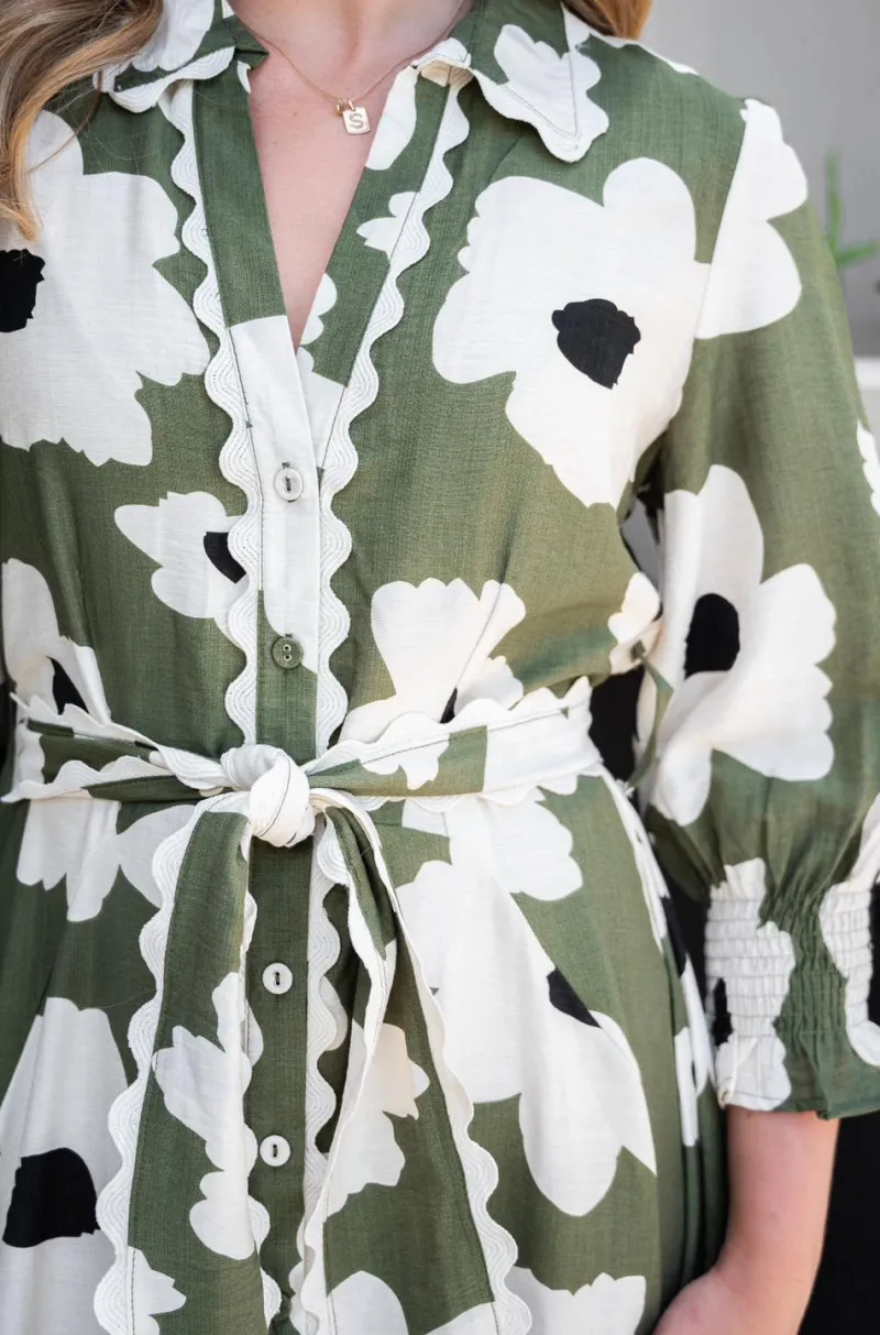 poppy_print_lace_trim_mid_2.webp Zeinert & Co Poppy Print Lace Trim Midi Dress^ Dresses