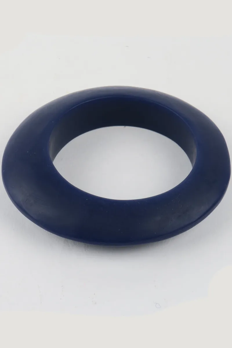 resin_bangle_navy_m_0.webp Moose and Meg Designs Resin Bangle Navy M^ Jewellery