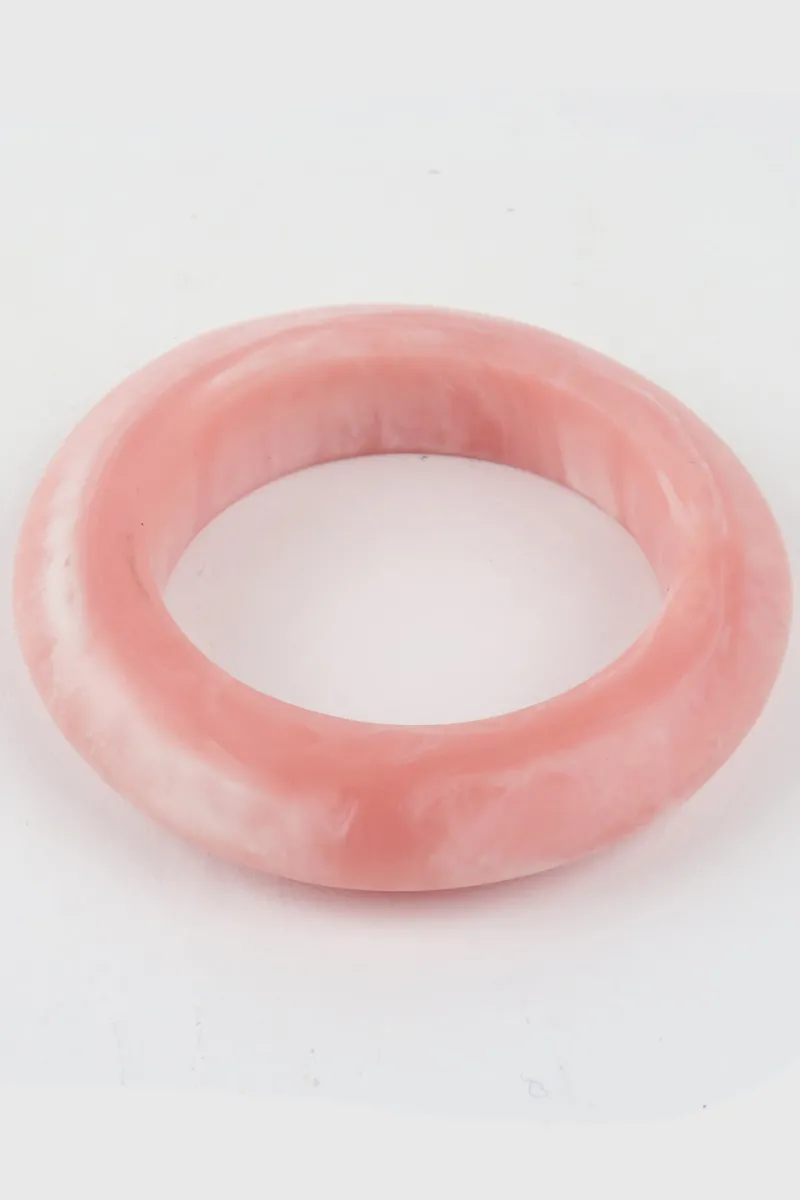 resin_bangle_peach_marble_0-1.webp Moose and Meg Designs Resin Bangle Peach Marble M^ Jewellery