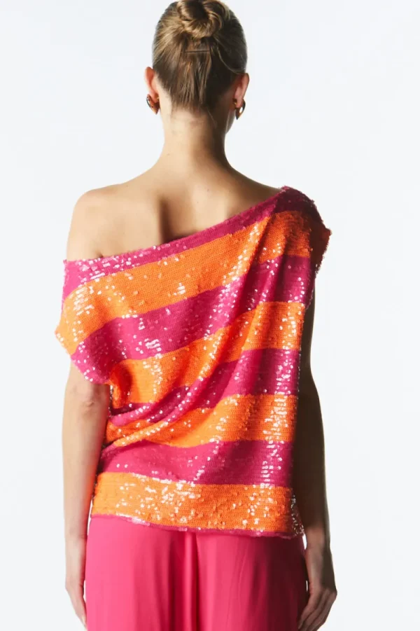 Fate and Becker Wild Ones Top^ Tops
